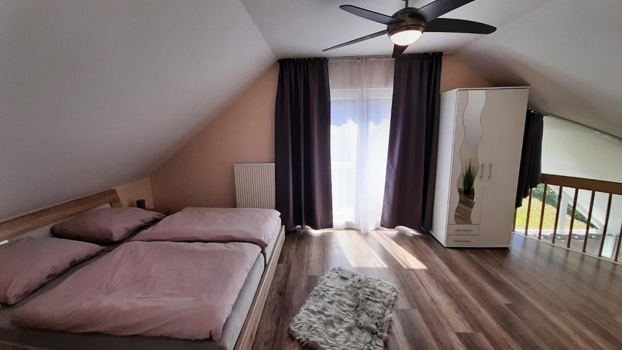 Ferienhaus ไฮม์บาค ภายนอก รูปภาพ